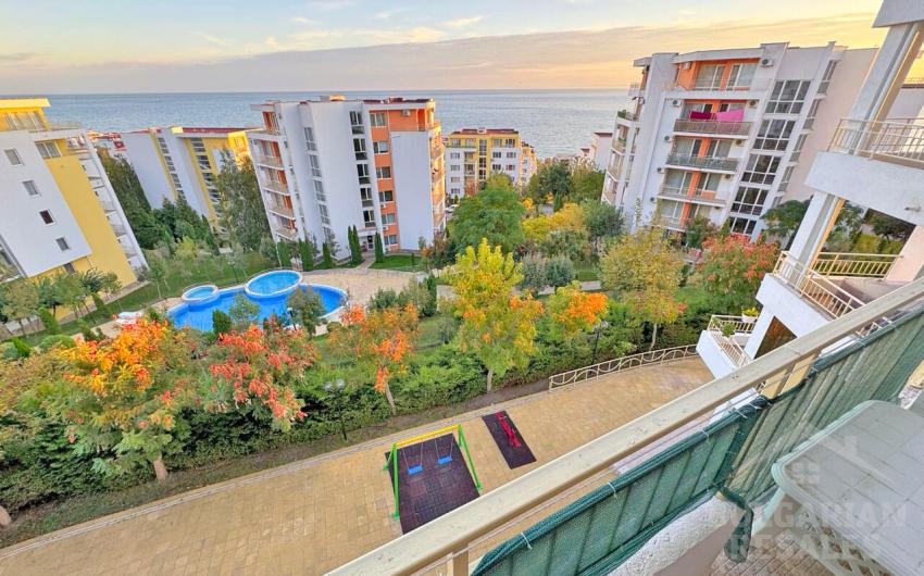 Apartment for sale with sea and mountain view  - Photo 1