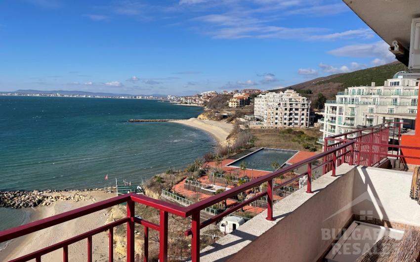 One bedroom flat with frontal sea view on the first line in St. Vlas - Photo 4