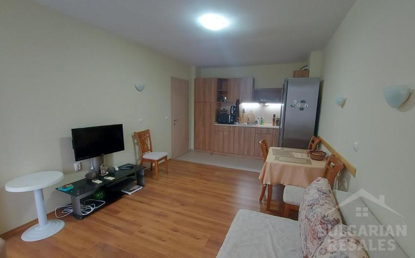 Mieszkanie z meblami i sprzętem AGD w Słonecznym Brzegu - Фото3