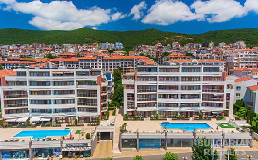 Flat with a huge terrace overlooking the sea in Sveti Vlas - Photo 16