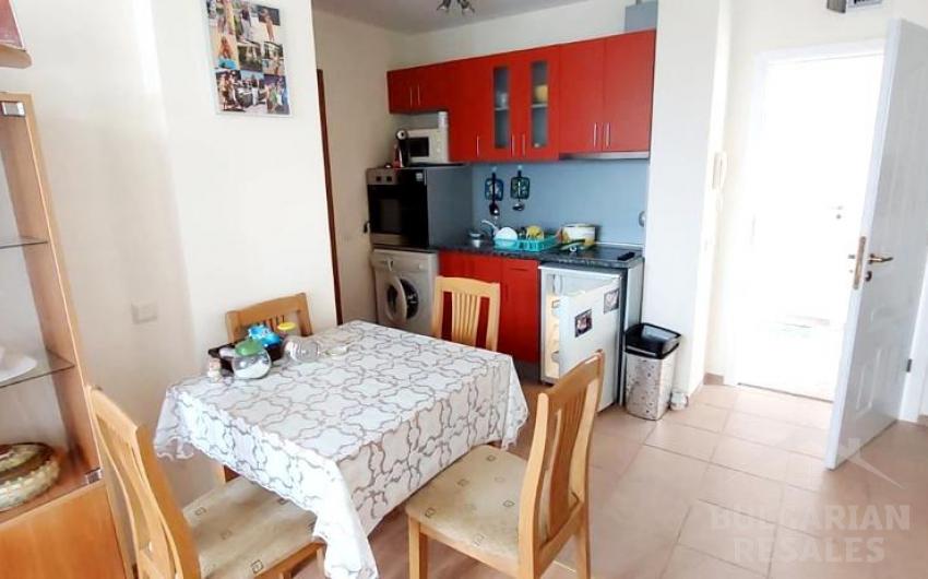 Квартира в большом комплексе с развитой инфраструктурой ID: 3230 - Фото2