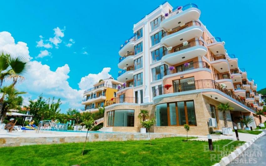 Sea view, 2 bedrooms, modern renovation, Phoenix complex, Sveti Vlas - Photo 23