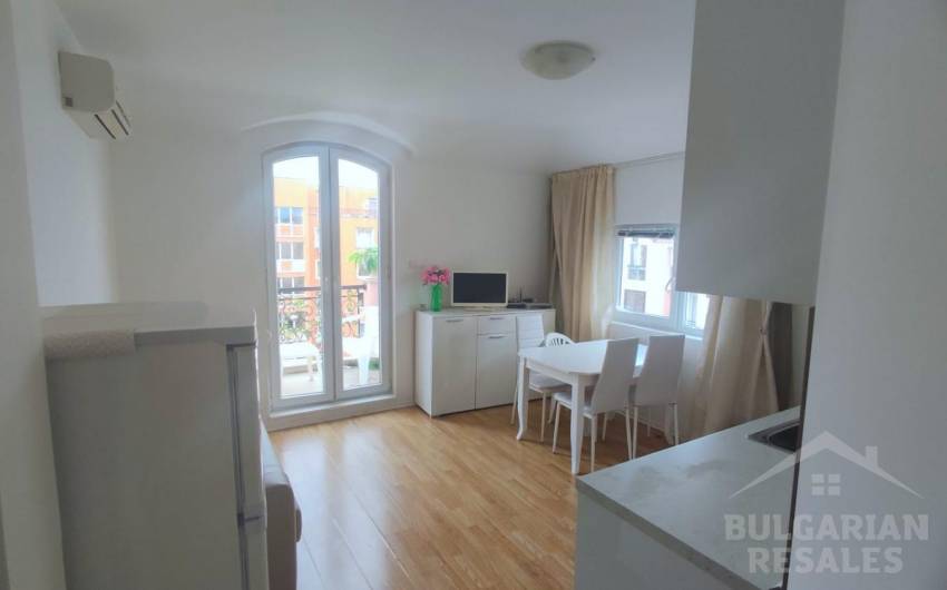 Best price! Two bedroom apartment in a beautiful complex ID: 3585 - Photo 2