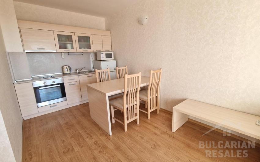 Flat at a super price! Quiet neighbourhood - Photo 1