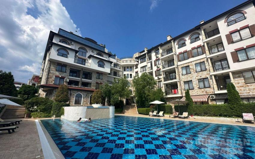 Buy an apartment in the elite complex “Artur”! - Photo 1