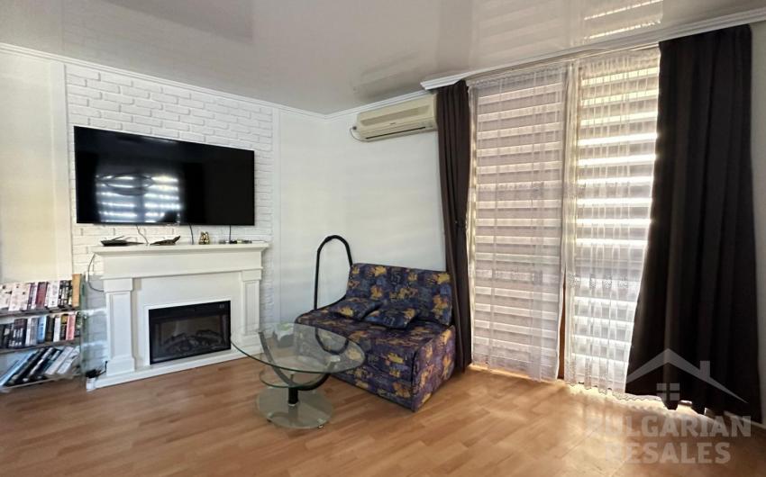 Вид на море и бассейн, 2 спальни, готовая к проживанию квартира - Фото 11