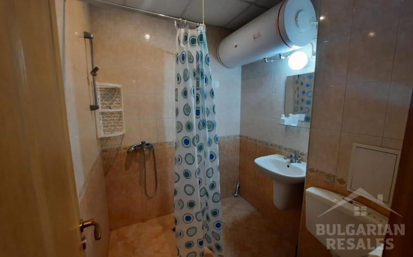 Apartment with good renovation in a closed complex ID: 3346 - Photo 10