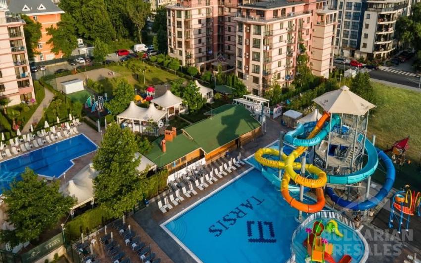 Двухэтажный апартамент, 3 комнаты, вид на бассейн, комплекс 