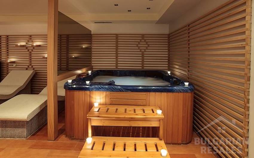 Модерен интериор и изглед към басейна — апартамент в „Tarsis 2“ ID: 5769 - Снимка 20