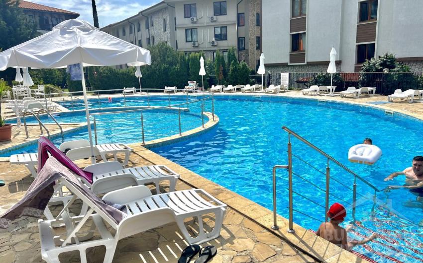 Widok na basen! Apartament w pobliżu przystani jachtowej - Фото14