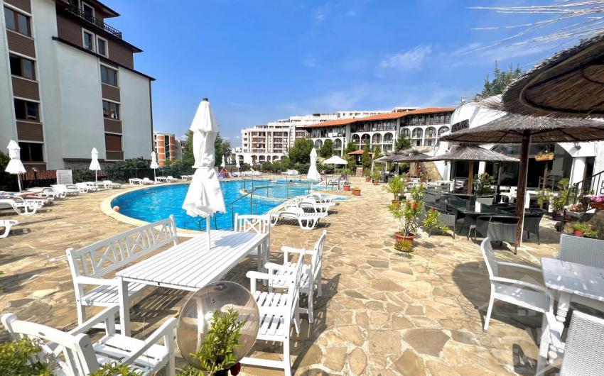 Widok na basen! Apartament w pobliżu przystani jachtowej - Фото13