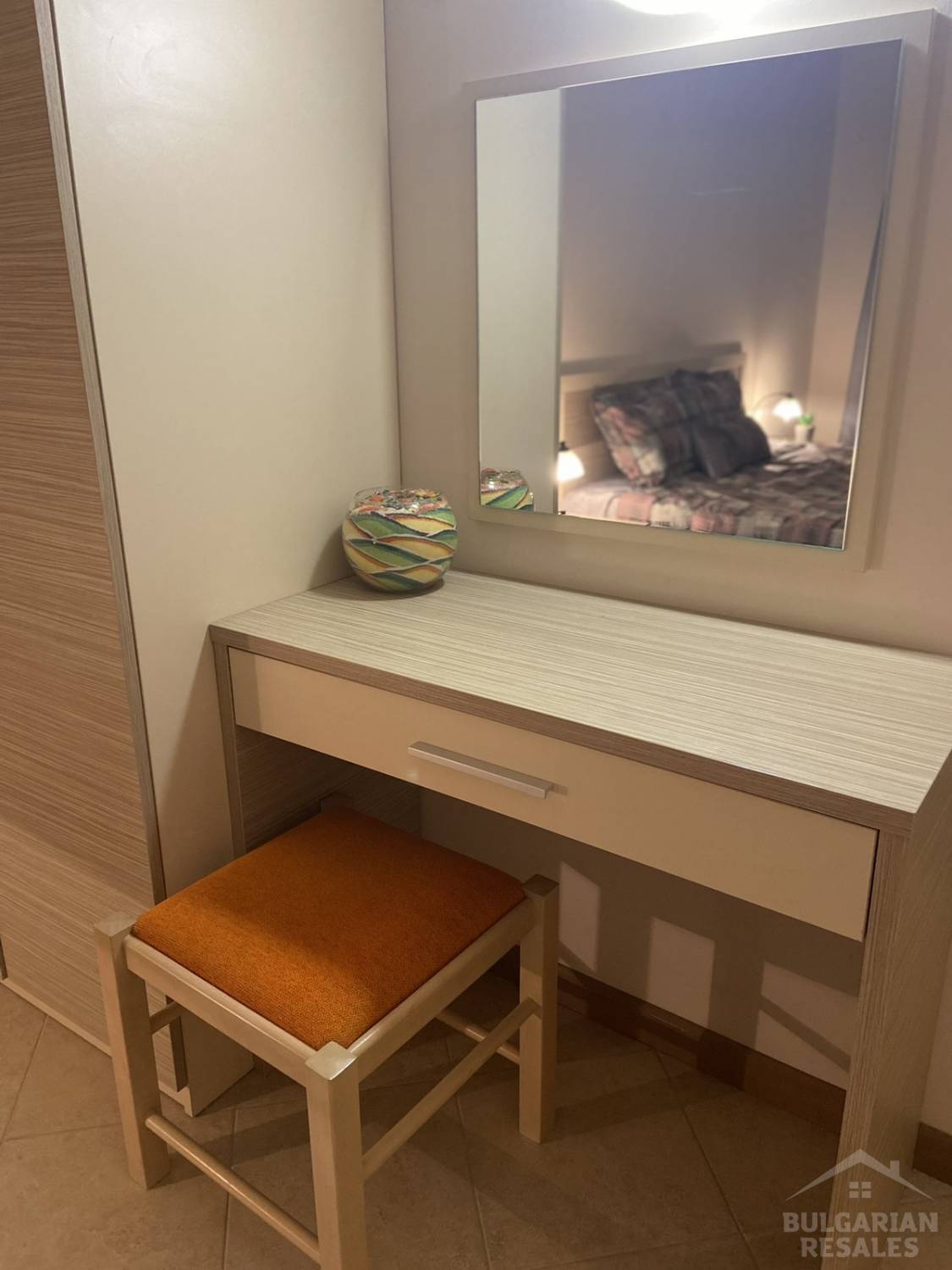 Меблированная двухкомнатная квартира, в хорошем состоянии, комплекс 