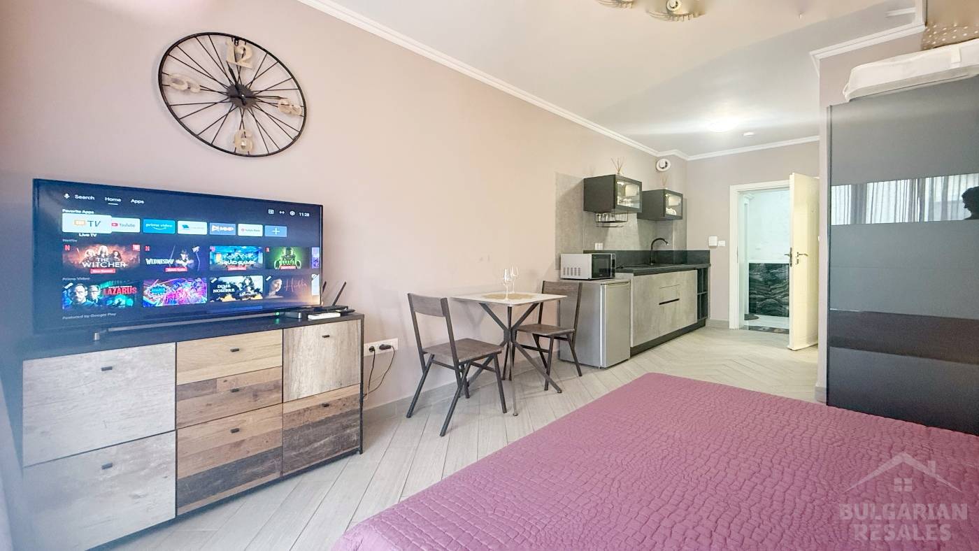 A well-renovated studio in the luxury “Valencia Gardens” complex, Nessebar ID: 6040 - Photo 5