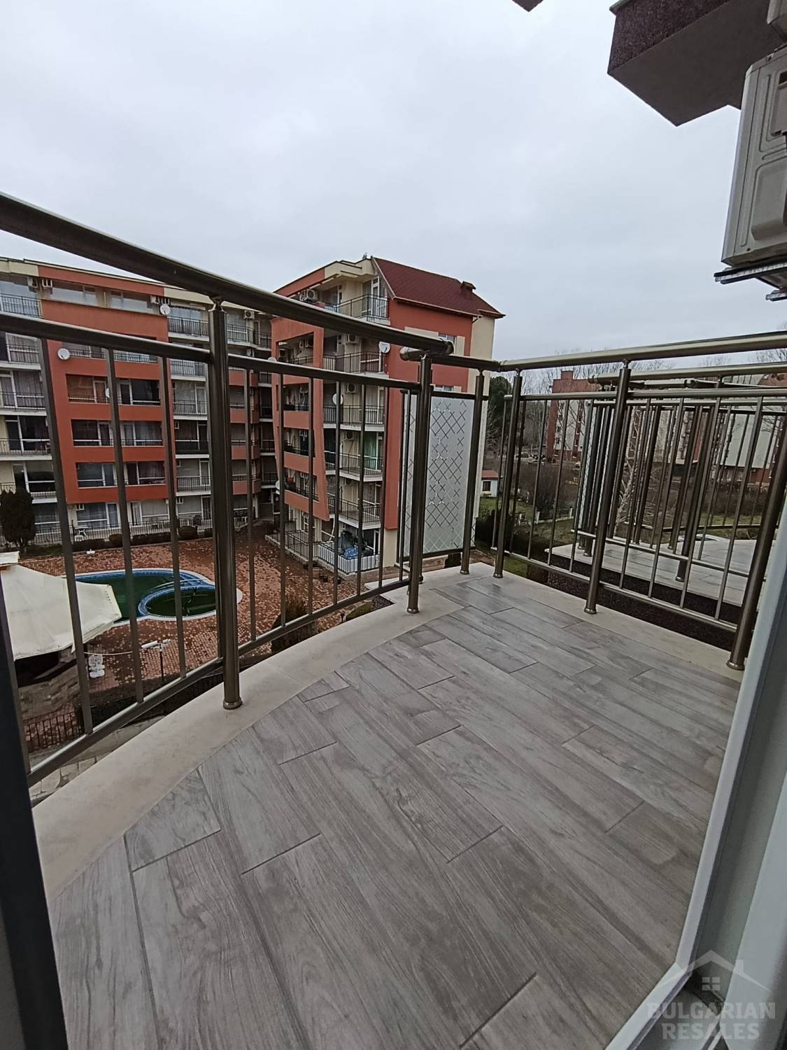 Апартамент с современным интерьером, новый комплекс 