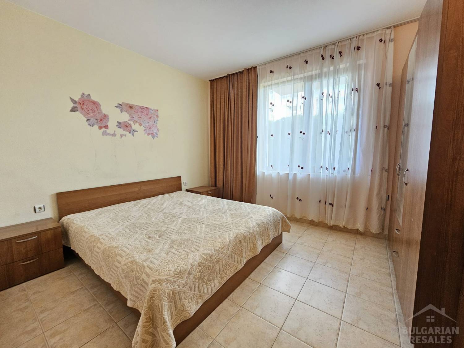 Apartment by the Sea with a Private Patio — Sveti Vlas ID: 6097 - Photo 4