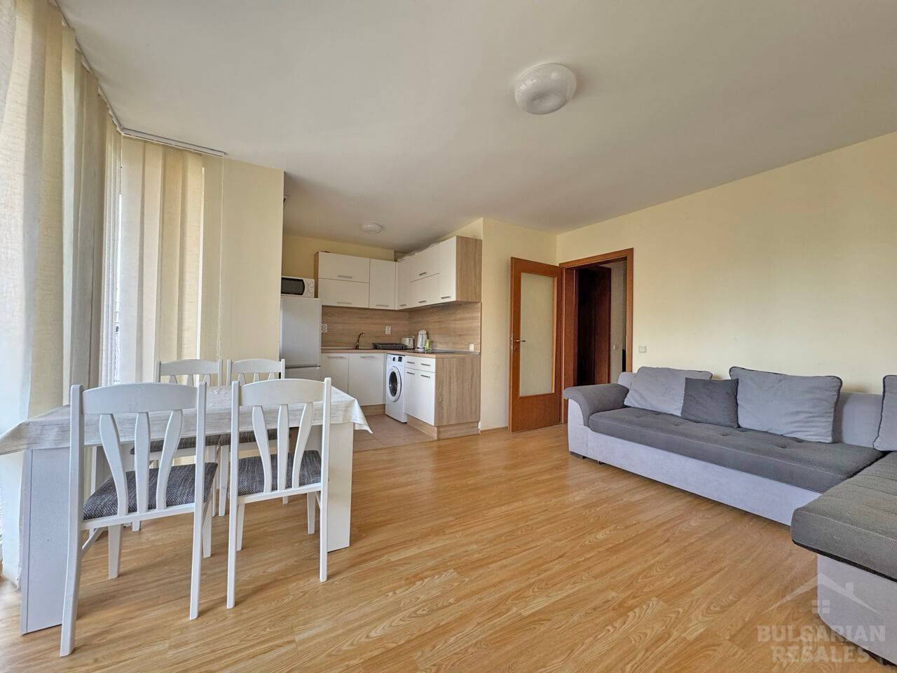 Комфортный апартамент с 1 спальней в комплексе 