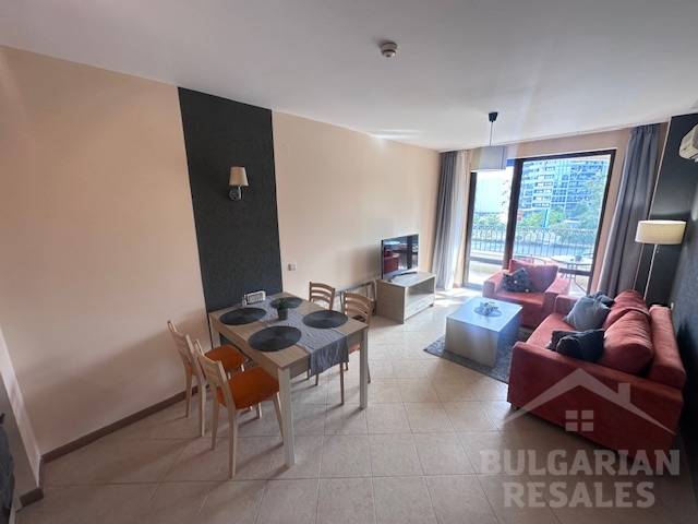 Меблированная двухкомнатная квартира, в хорошем состоянии, комплекс 