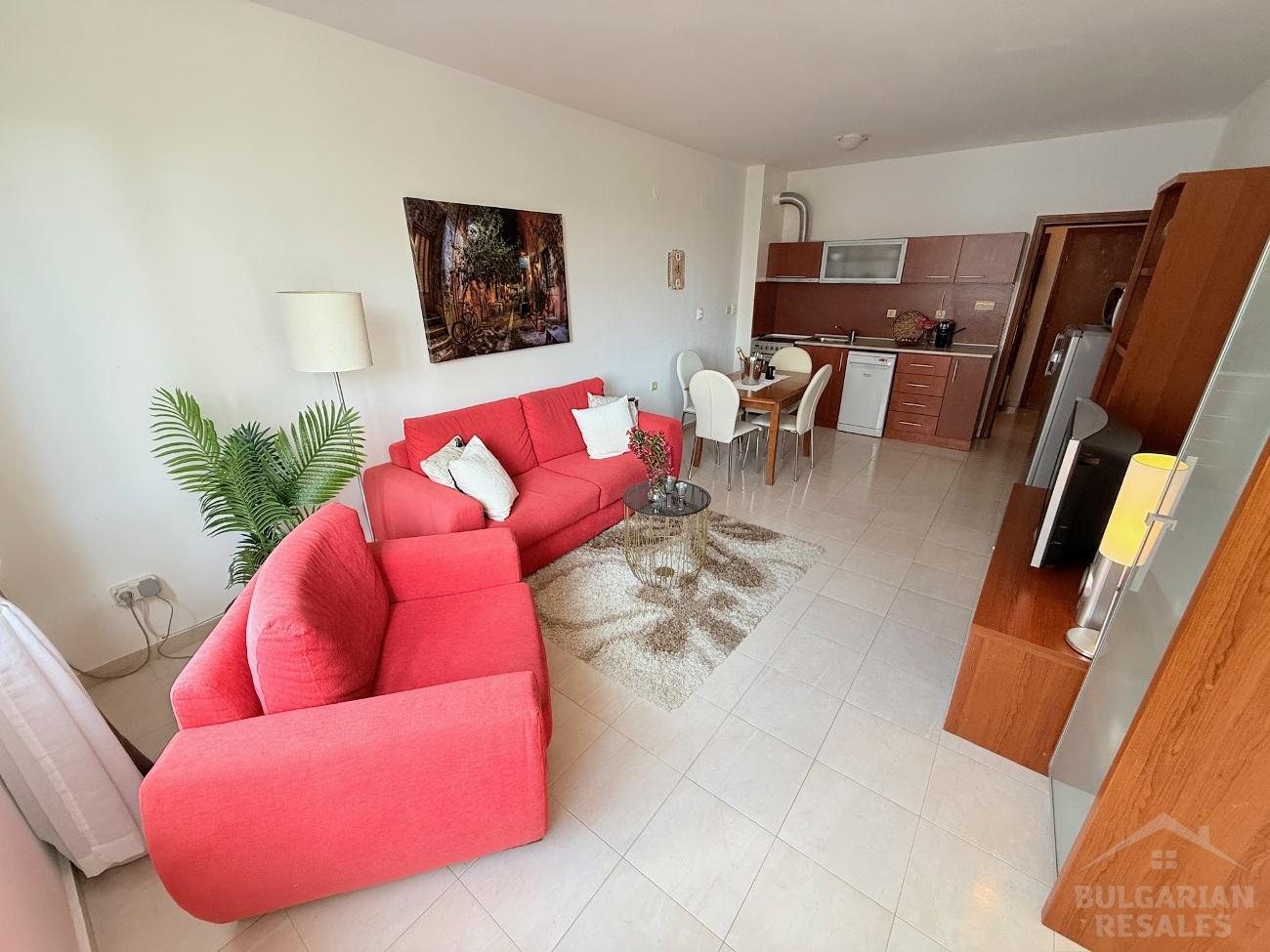 Апартамент в богато озеленен комплекс ID: 5153 - Снимка 1