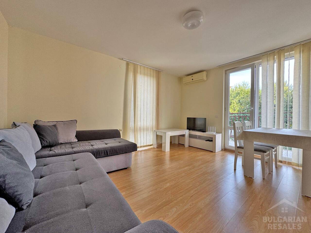 Комфортный апартамент с 1 спальней в комплексе 