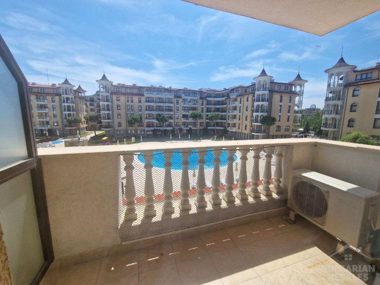 Апартамент с изглед към басейна в популярен комплекс  ID: 5165 - Снимка 7