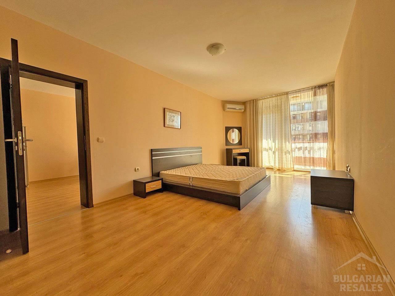 Kúpte si priestranný apartmán s 1 spálňou v komplexe „Luxor“ s výhľadom na bazén ID: 6034 - Фото6