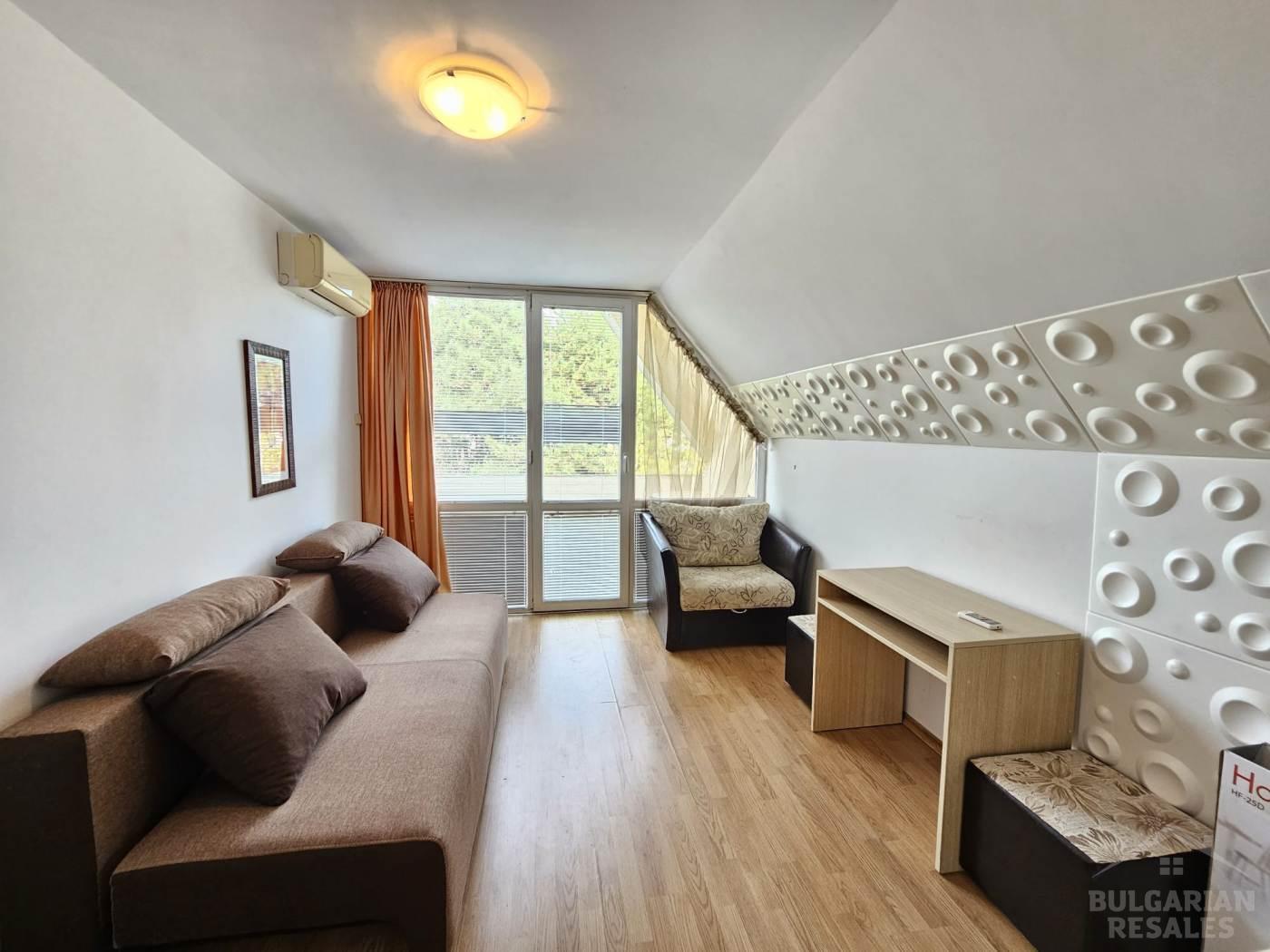 Štúdio v komplexe „Gerber Residence 1“, výhľad na bazén ID: 5877 - Фото1