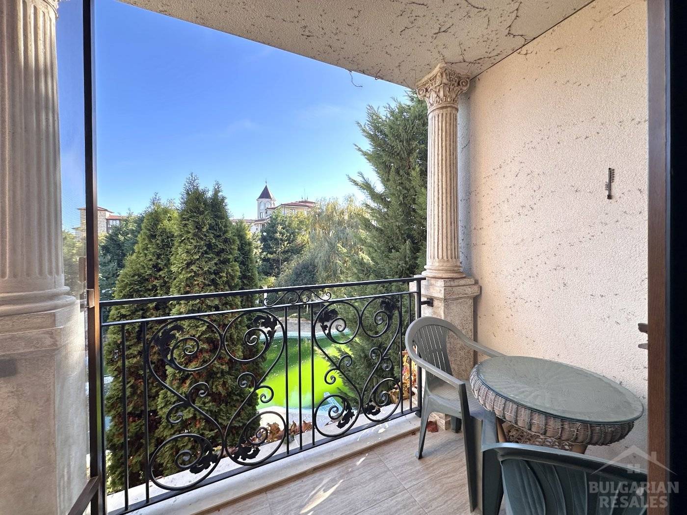 Светлый апартамент с видом на бассейн, престижный комплекс в Несебре ID: 6013 - Фото 9