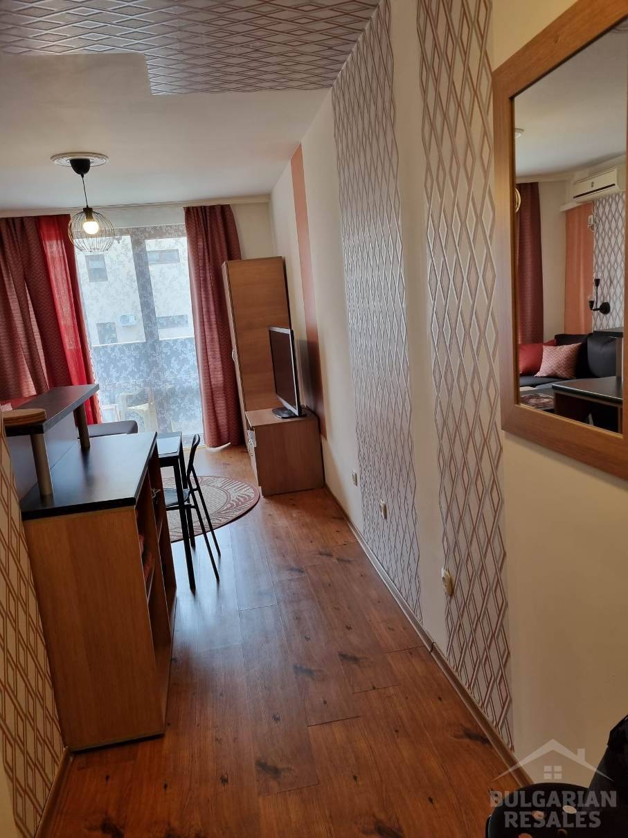 Обзаведено студио с изглед към басейна, на 5 минути от плажа, Свети Влас ID: 6016 - Снимка 7