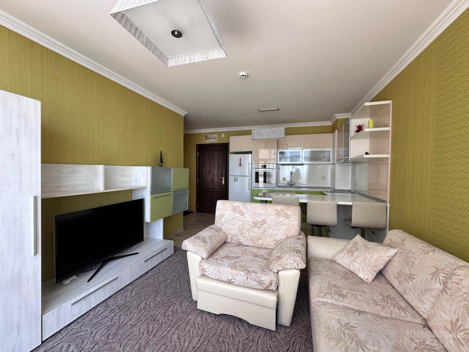 First line and sea view! One-bedroom apartment in Sveti Vlas ID: 5860 - Photo 9