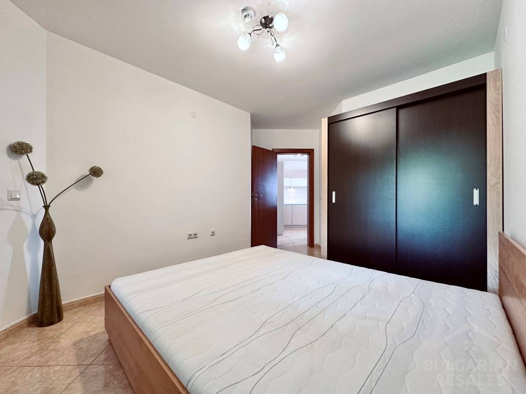 Вид на море и бассейн, новая кухня, 2 спальни, комплекс 