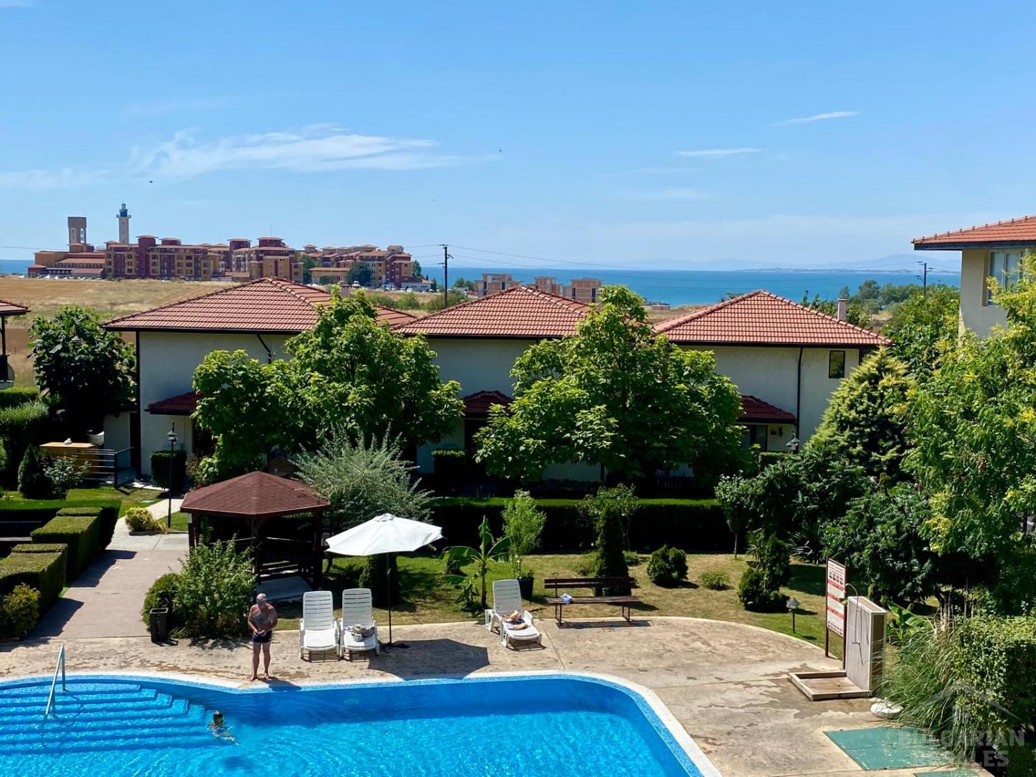 Луксозен апартамент в комплекс, всички удобства ID: 4289 - Снимка 1