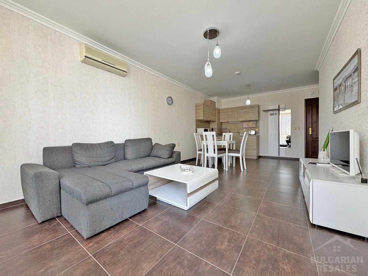 Pierwsza linia! Mieszkanie z lakonicznym designem ID: 4958 - Фото3