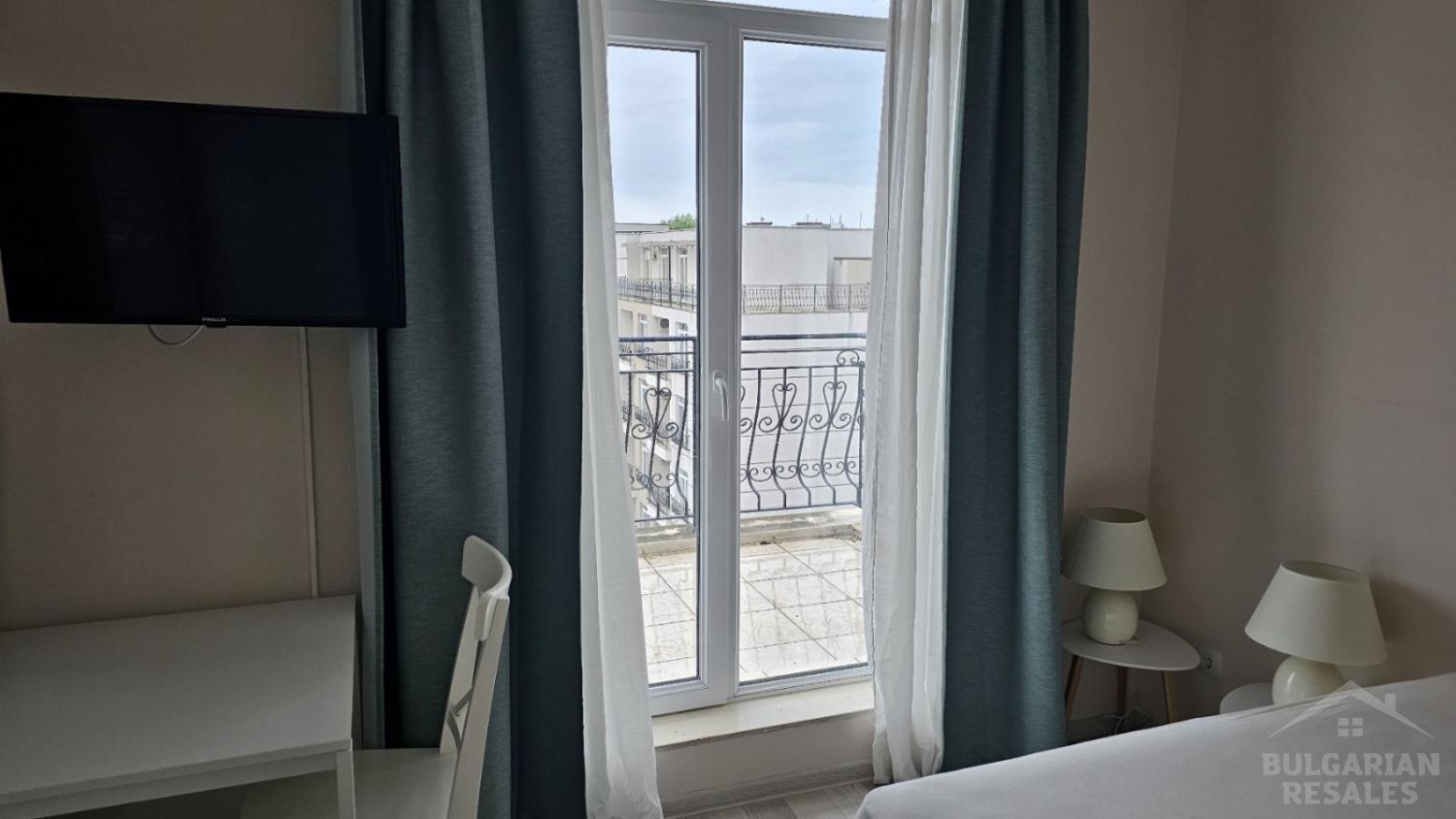 Kompaktowe studio z nowymi meblami ID: 4874 - Фото3