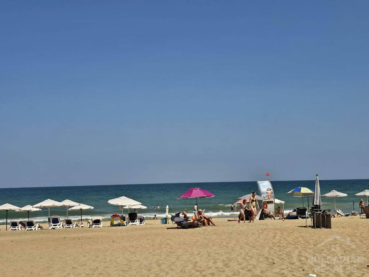 Sea view, beachfront, 3 bedrooms, “Obzor Beach Resort” complex ID: 6311 - Photo 30