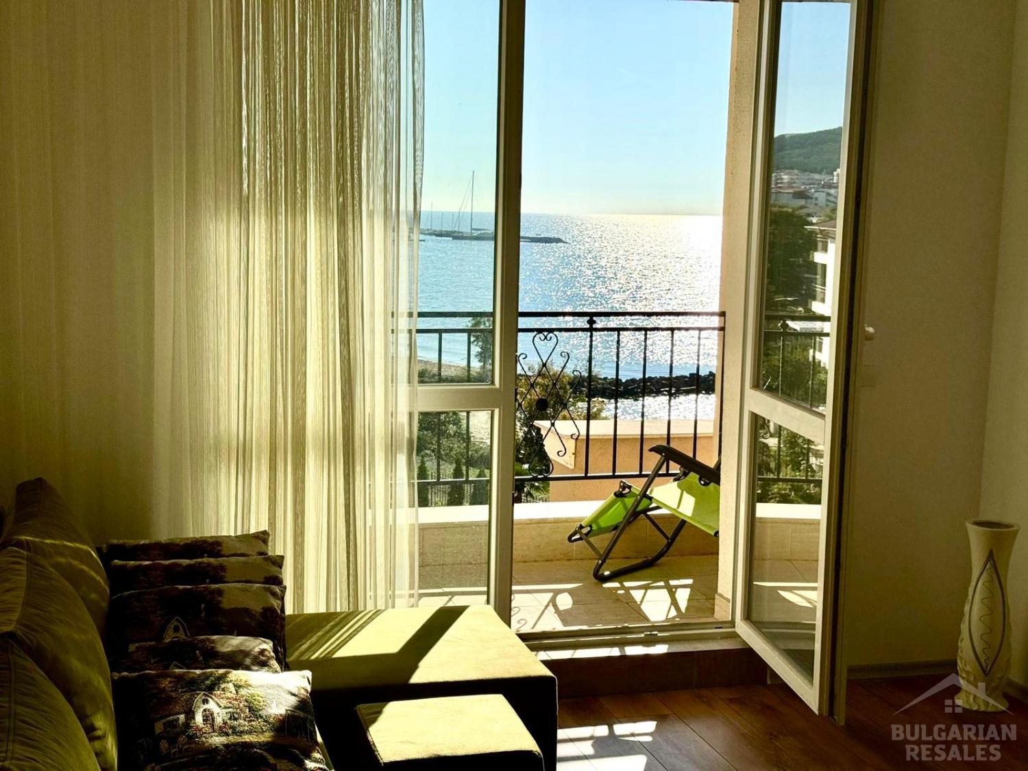 Апартамент с добра гледка към морето, първа линия! ID: 4066 - Снимка 7