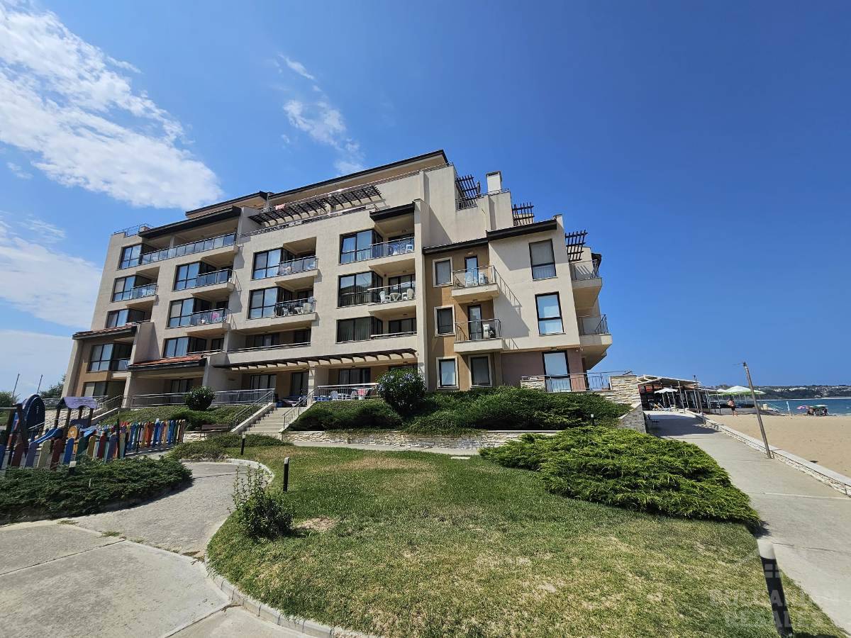 Sea view, beachfront, 3 bedrooms, “Obzor Beach Resort” complex ID: 6311 - Photo 34