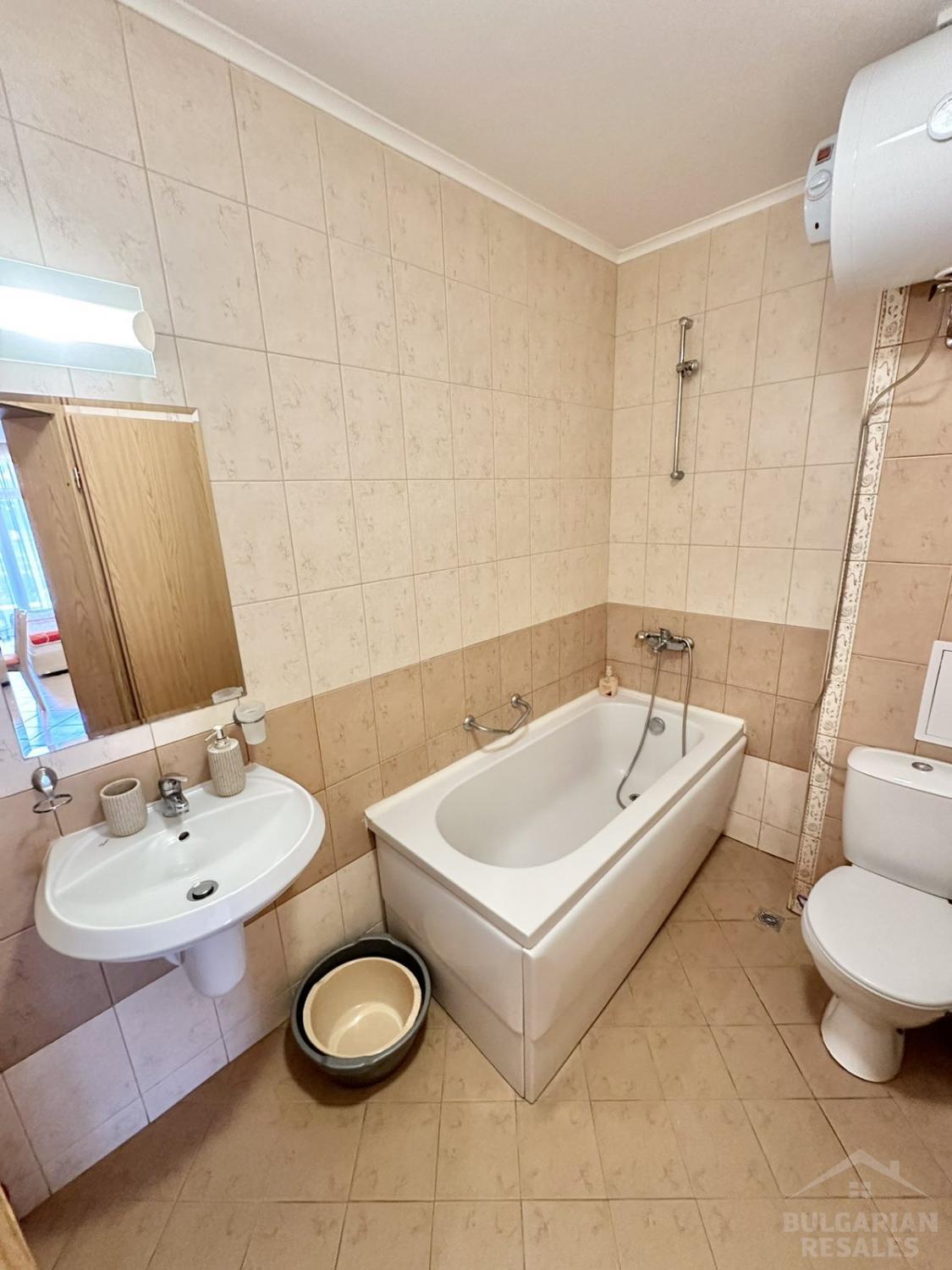 Studio in “Royal Sun” with access directly to the swimming pool ID: 4583 - Photo 8