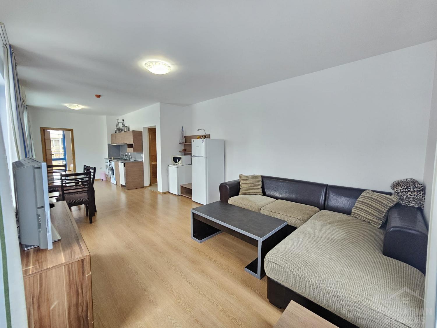 Станете собственик на просторен апартамент на брега на морето ID: 4589 - Снимка 3