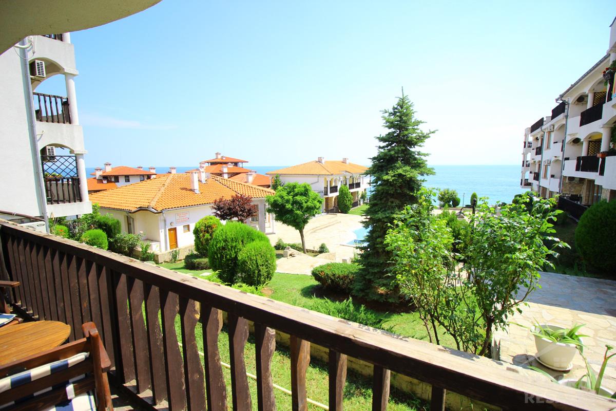 Large studio with sea views at Sun Coast Resort ID: 1091 - Photo 8