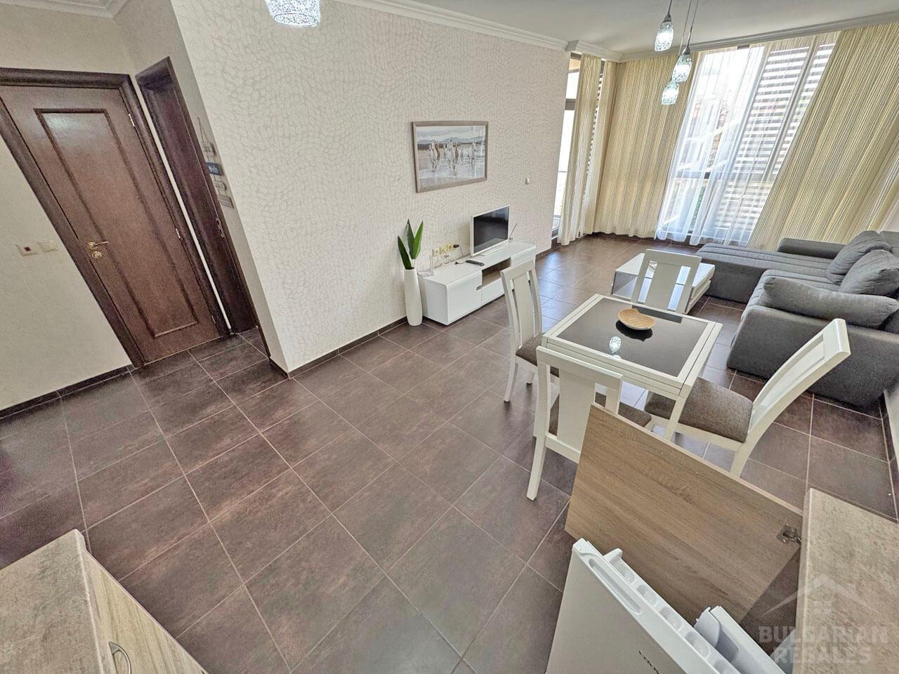 Pierwsza linia! Mieszkanie z lakonicznym designem ID: 4958 - Фото6