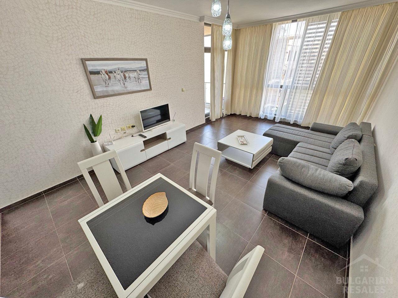 Pierwsza linia! Mieszkanie z lakonicznym designem ID: 4958 - Фото7