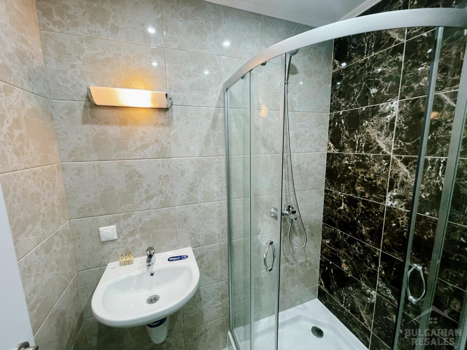 Апартамент с добра гледка към морето, първа линия! ID: 4066 - Снимка 18