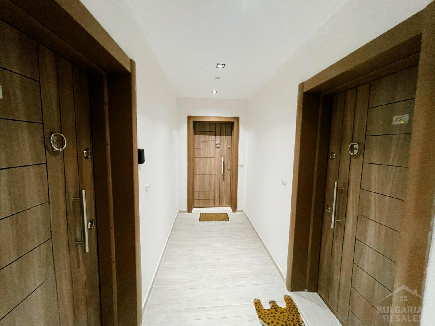 Апартамент с добра гледка към морето, първа линия! ID: 4066 - Снимка 14