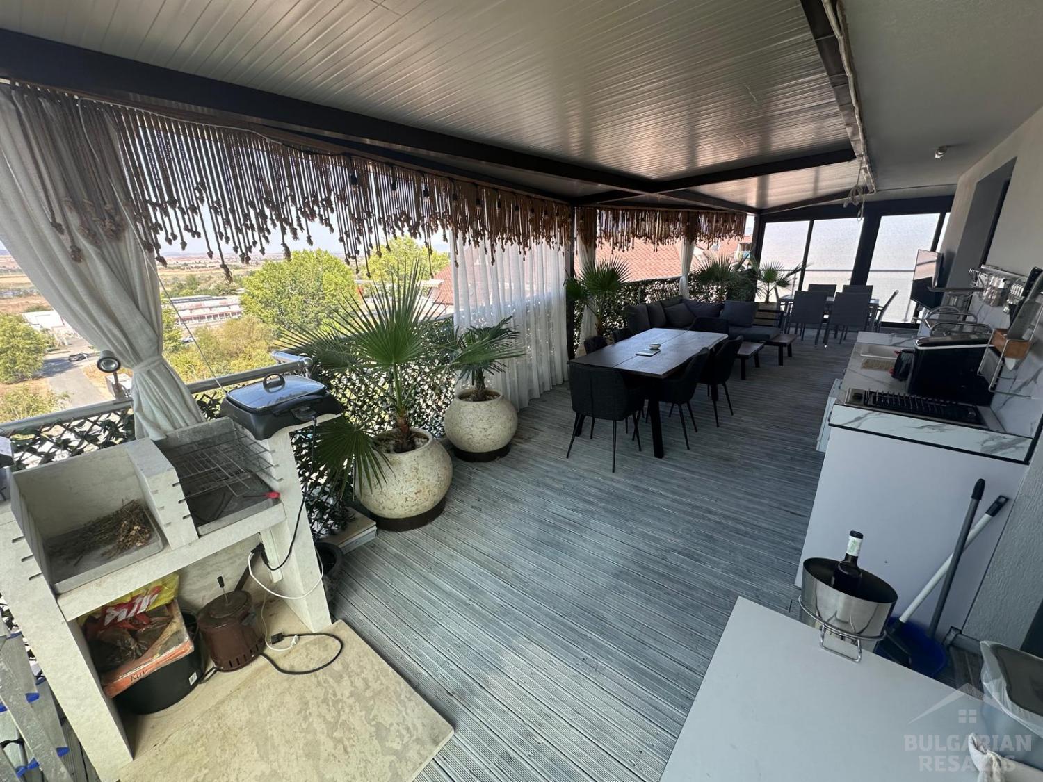 Exkluzívne! Dizajnový apartmán s obrovskou terasou ID: 4563 - Фото22