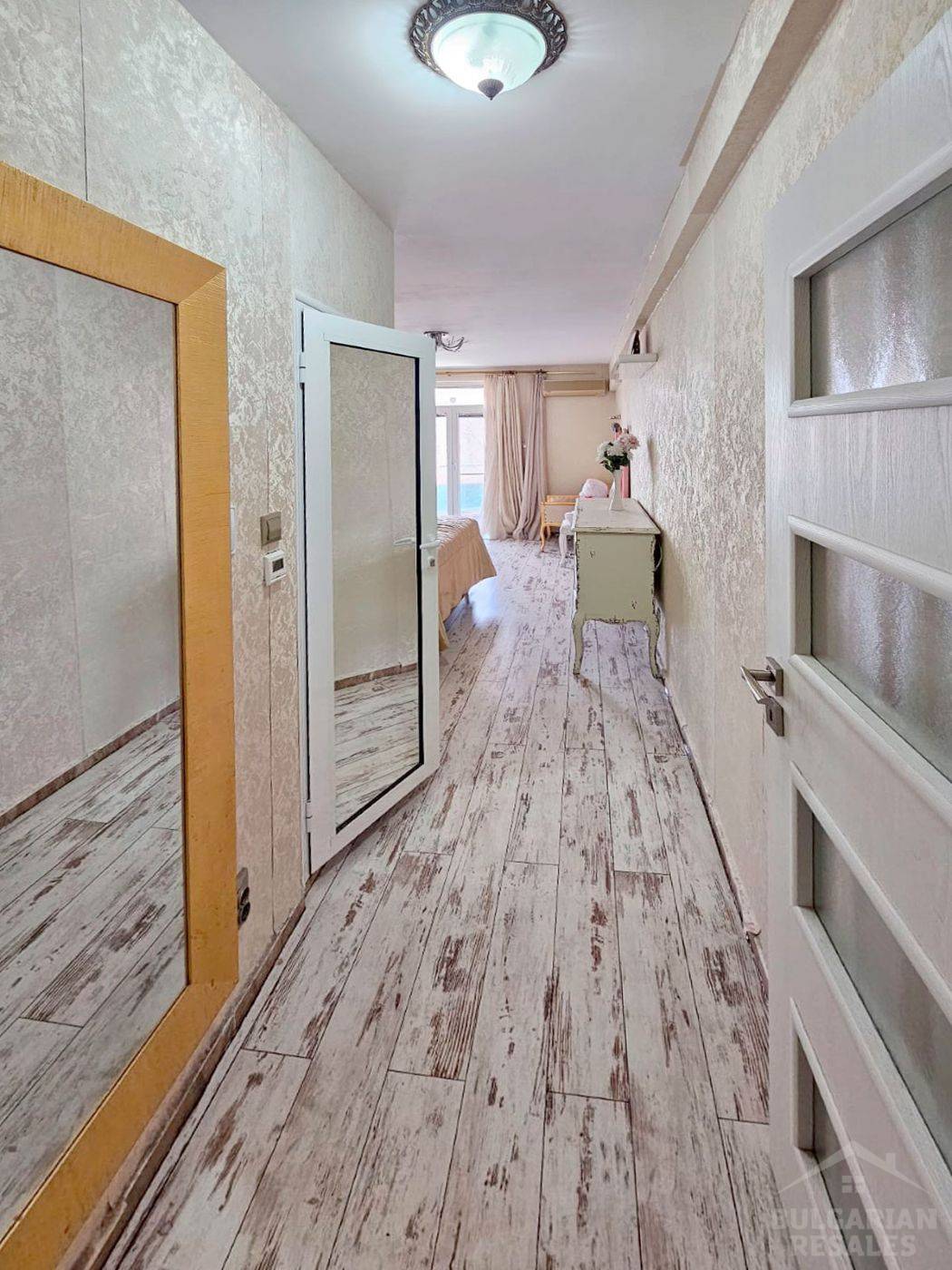 Výhľad na more, moderná rekonštrukcia, 2 spálne, komplex „Oasis“, Ravda ID: 6072 - Фото7