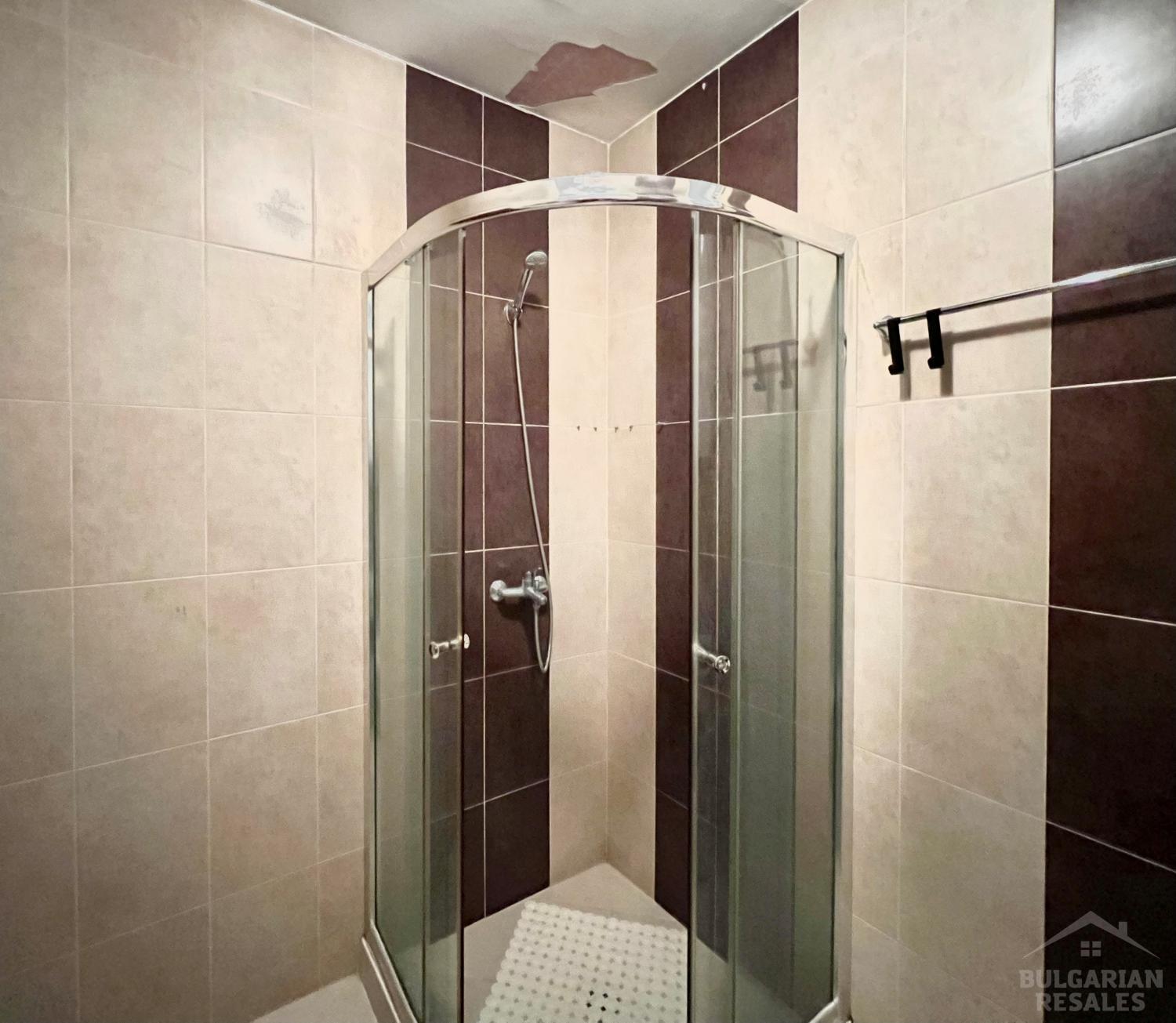 Ładne studio z dostępem do basenu w kompleksie 