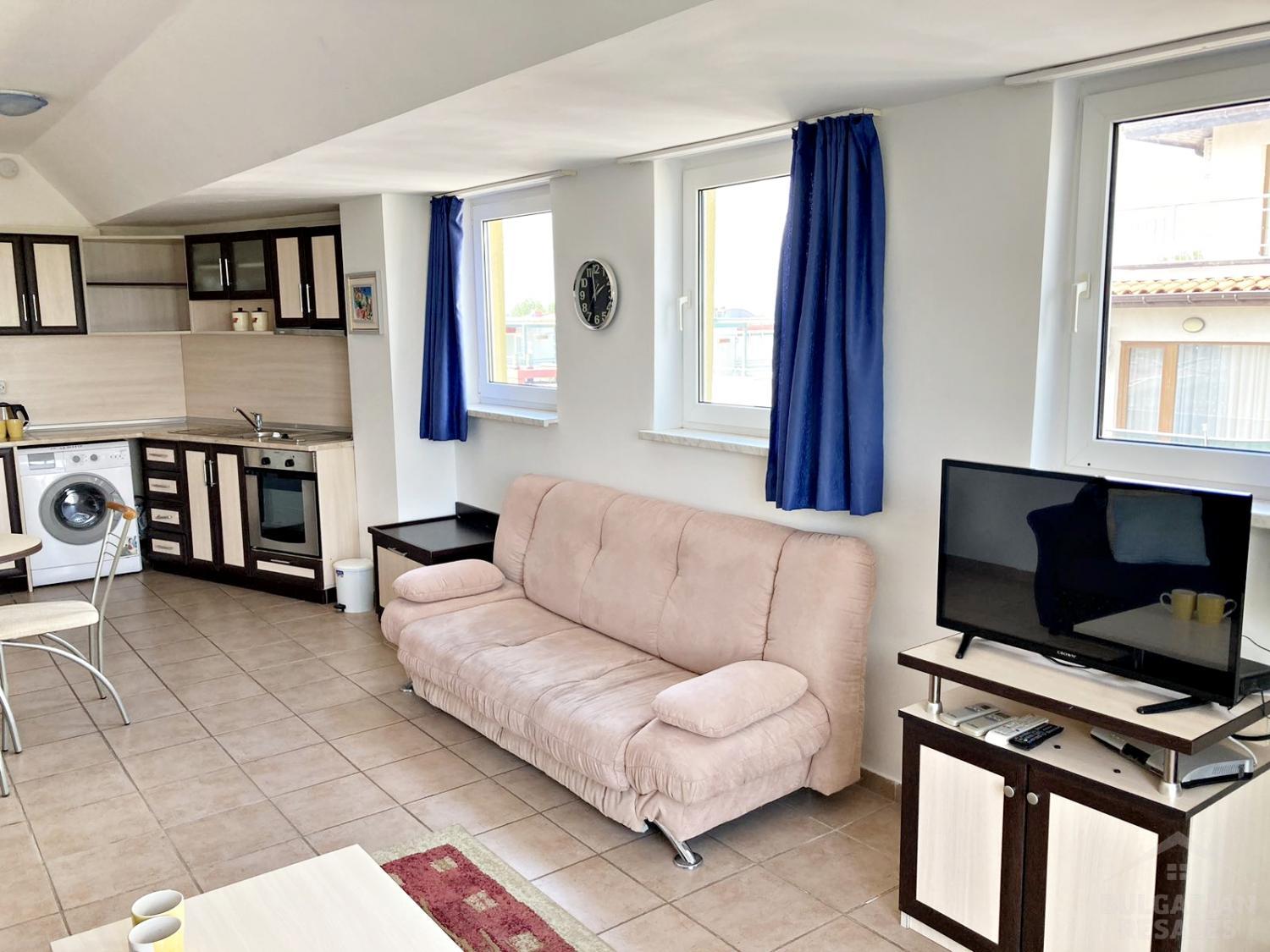 Low-cost flat 200 metres from the beach ID: 3444 - Photo 1