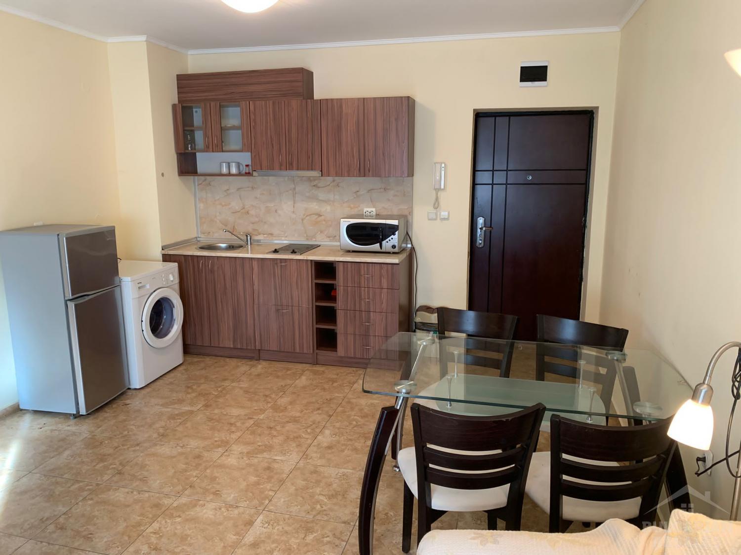 Апартамент на партерния етаж с изглед към басейн ID: 2325 - Снимка 5