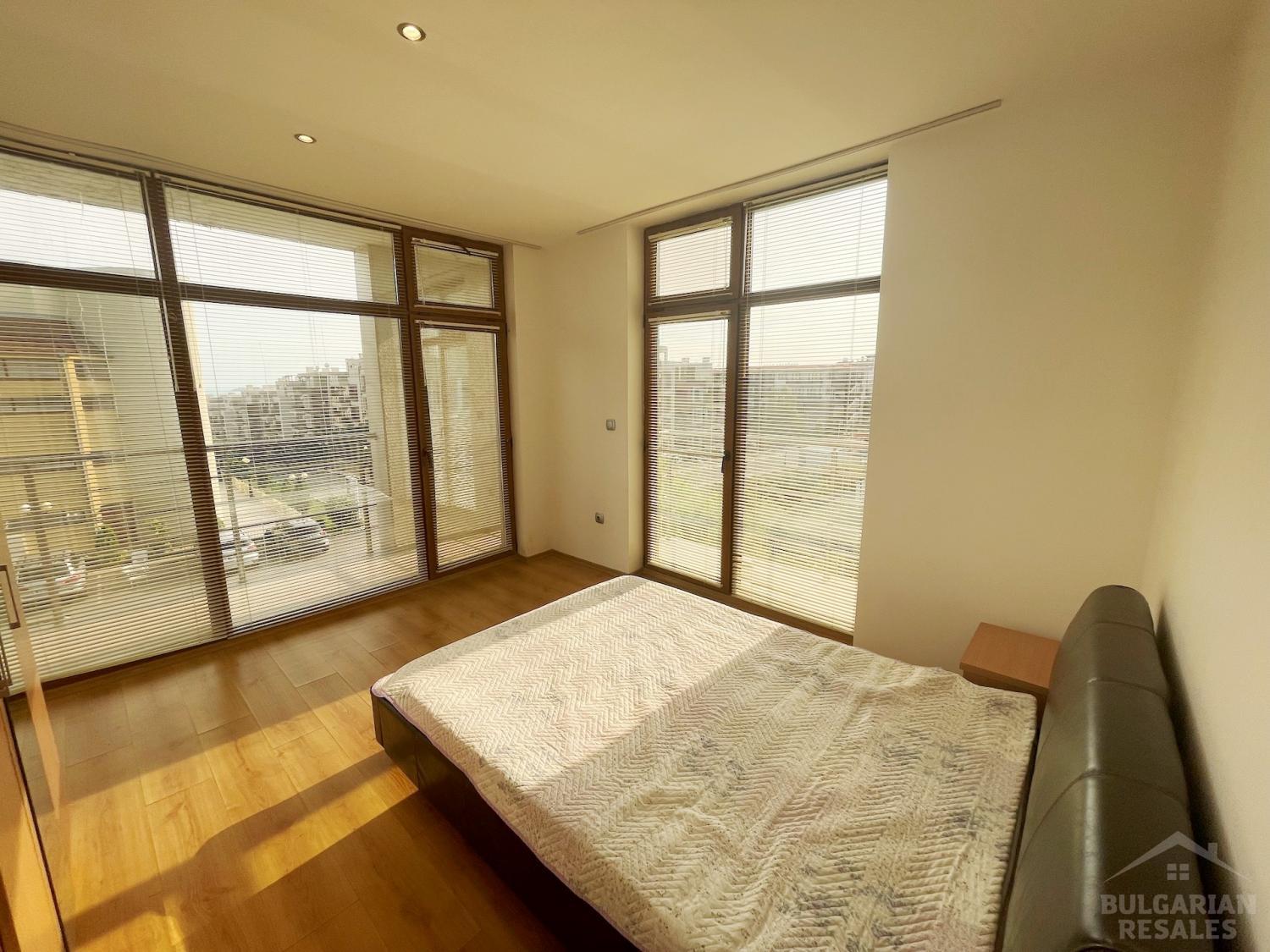 Намален! Просторен апартамент вкомплекс до морето ID: 2882 - Снимка 11