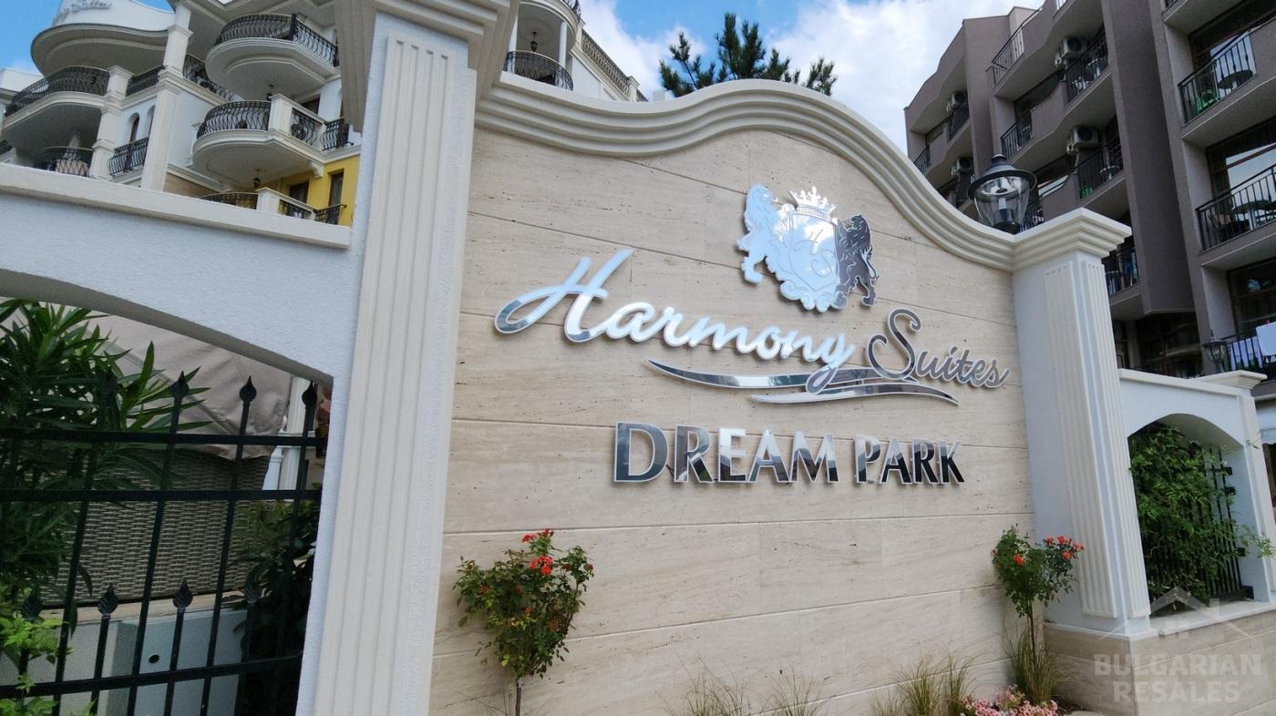 Апартамент с дизайнерским интерьером, комплекс  